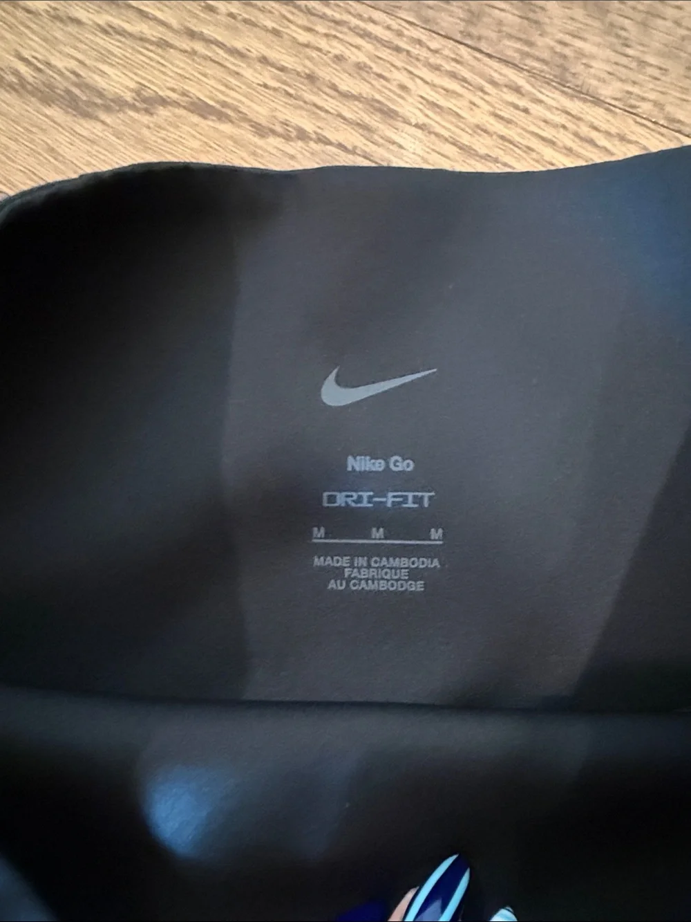 Nike Women’s Black Cropped Performance Leggings with Side Zip